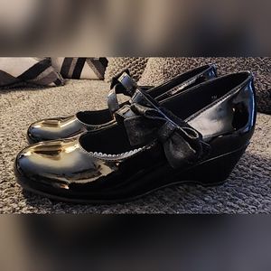 Rachel Shoes Little Girl's Size 1 Dressy Black Wedges